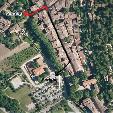Studio En Duplex La Roquebrussanne المظهر الخارجي الصورة
