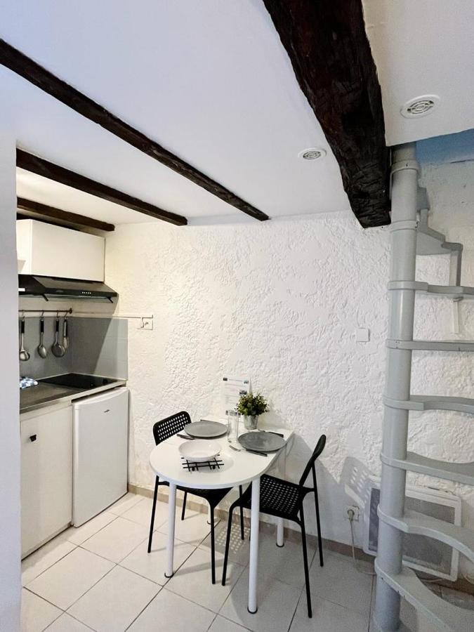 Studio En Duplex La Roquebrussanne المظهر الخارجي الصورة
